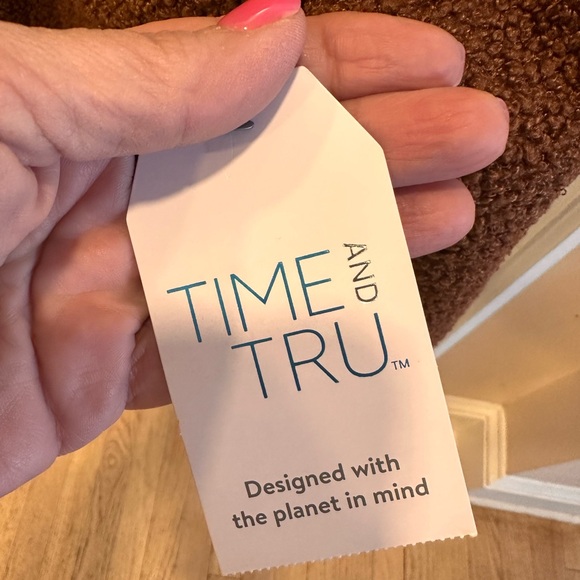 Time and Tru Cozy Brown Coat - Picture 3 of 7